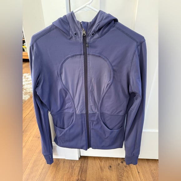 Lululemon reversible zip up hoodie - Picture 3 of 4